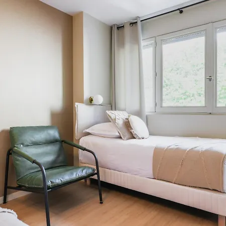 Velizy Apartment *